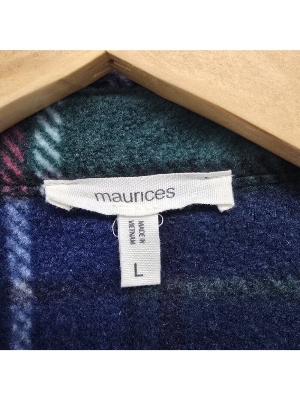 Maurices Wilder Fleece Button Up Shirt Jacket Sz L Pockets Cozy Layering Plaid - Picture 3 of 10